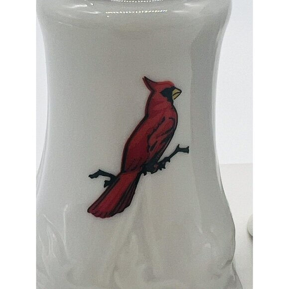 Vintage Cardinal Salt Pepper Shakers Ceramic Fort Boonesborough - Picture 2 of 8
